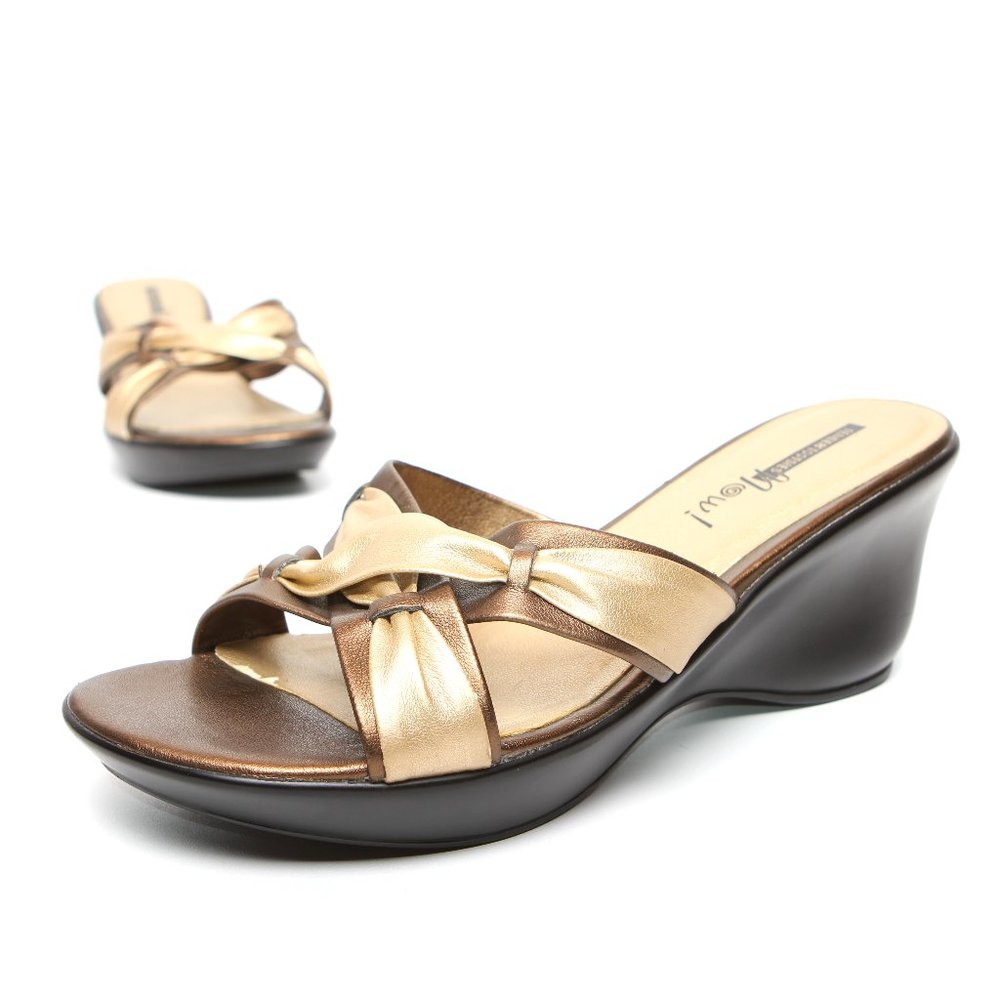 Tender Tootsies Metallic Sandals Wedge Heel Gold
